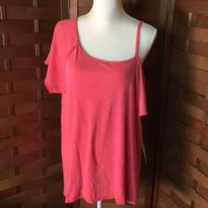 Free People woman's off the shoulder shirt SZ M